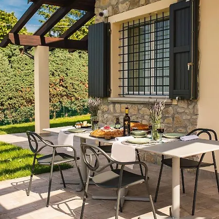 Pergola By Palazzo Di בית נופש