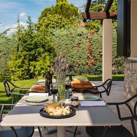 Pergola By Palazzo Di Varignana