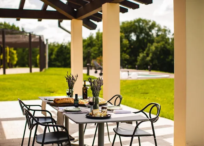 Pergola By Palazzo Di * Varignana