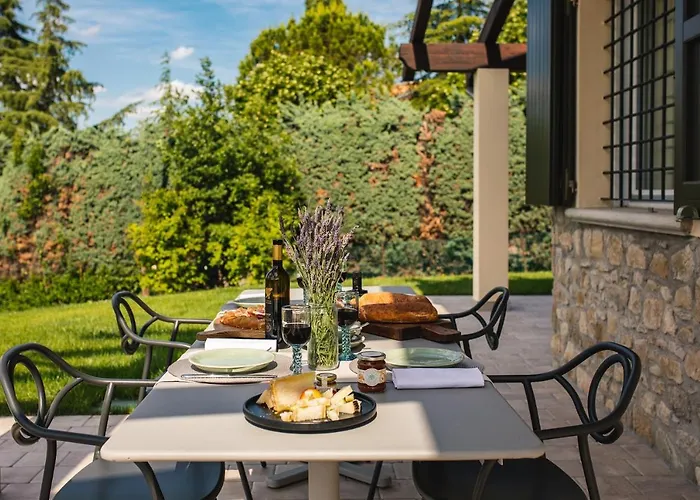 Pergola By Palazzo Di Varignana