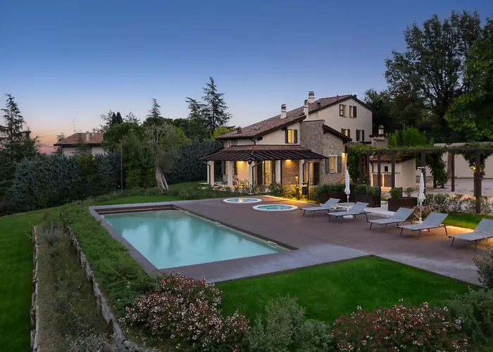 Pergola By Palazzo Di * Varignana