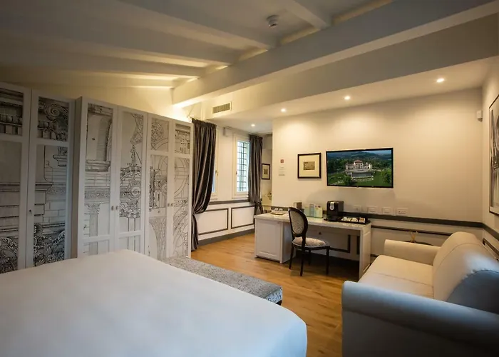 Pergola By Palazzo Di